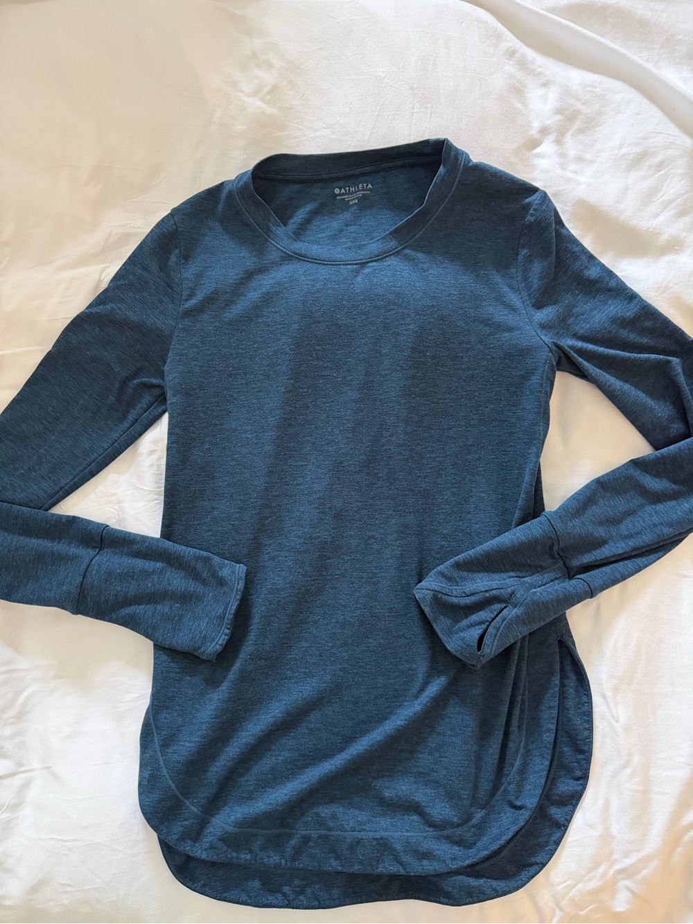 Athleta Women's Long Sleeve Crew Top in Heathered Navy Blue